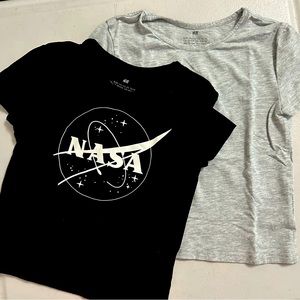 H&M 2-pack T-shirts.